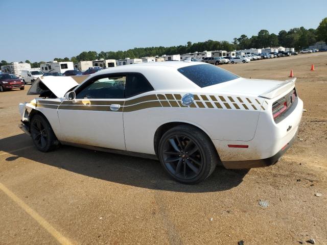 2C3CDZAG6JH229561 - 2018 DODGE CHALLENGER SXT WHITE photo 2