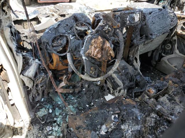 2C4RC1BG8CR275995 - 2012 CHRYSLER TOWN & COU TOURING 烧焦的 照片 8