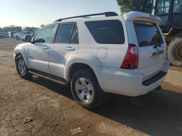 JTEBU14R98K015894 - 2008 TOYOTA 4RUNNER SR5 WHITE photo 2