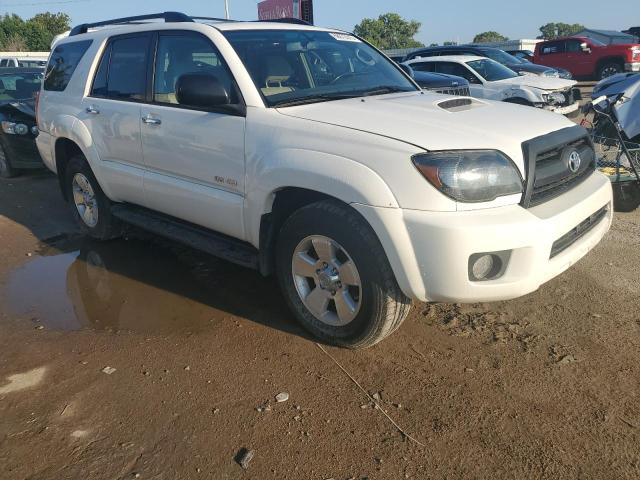 JTEBU14R98K015894 - 2008 TOYOTA 4RUNNER SR5 WHITE photo 4