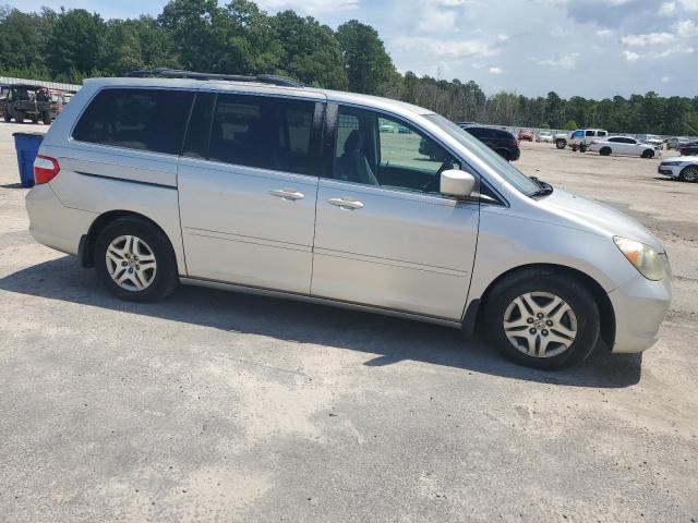 5FNRL38425B018158 - 2005 HONDA ODYSSEY EX SILVER photo 4