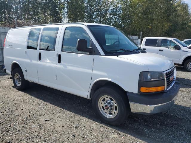 1GTW7FCA7E1905172 - 2014 GMC SAVANA G2500 WHITE photo 4