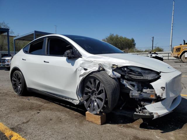 7SAYGDEF0NF368404 - 2022 TESLA MODEL Y WHITE photo 4