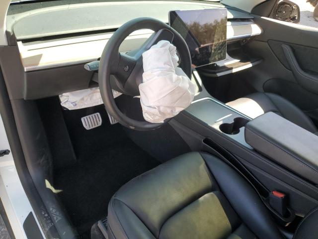 7SAYGDEF0NF368404 - 2022 TESLA MODEL Y WHITE photo 8