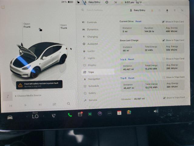 7SAYGDEF0NF368404 - 2022 TESLA MODEL Y WHITE photo 9