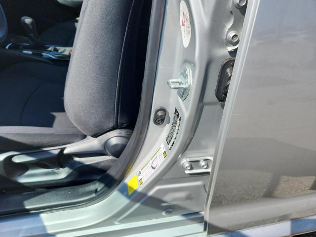 5YFEPMAE4NP310555 - 2022 TOYOTA COROLLA LE 白色 照片 12