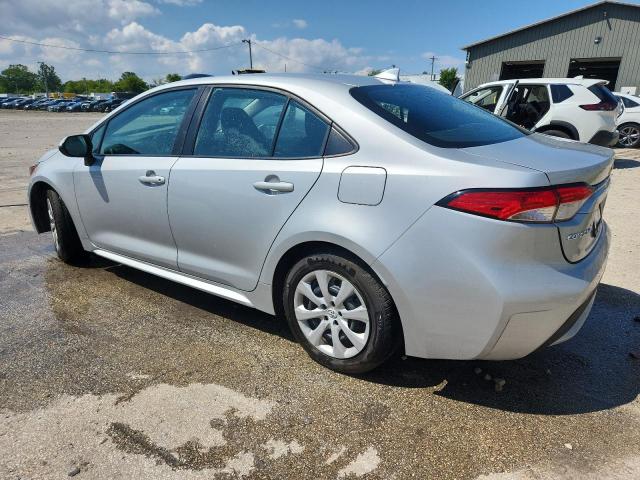 5YFEPMAE4NP310555 - 2022 TOYOTA COROLLA LE 白色 照片 2