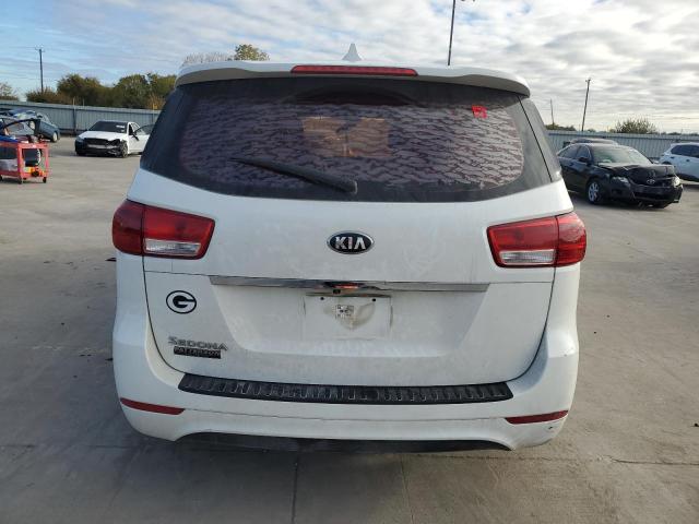 KNDMA5C13H6263267 - 2017 KIA SEDONA L WHITE photo 6