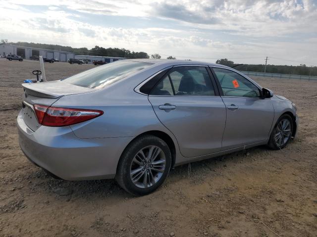 4T1BF1FK1GU231655 - 2016 TOYOTA CAMRY LE SILVER photo 3