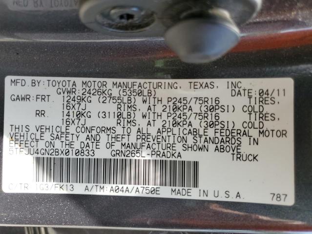 5TFJU4GN2BX010833 - 2011 TOYOTA TACOMA DOUBLE CAB PRERUNNER GRAY photo 12