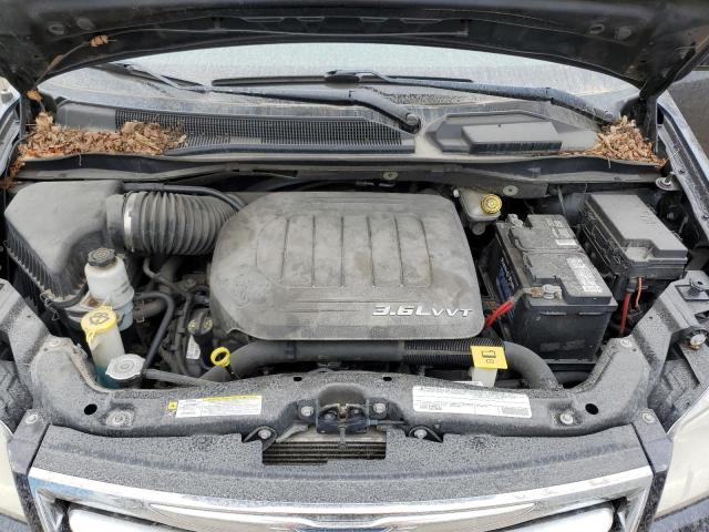 2A4RR8DG4BR616001 - 2011 CHRYSLER TOWN & COU TOURING L BLUE photo 12