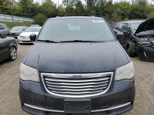 2A4RR8DG4BR616001 - 2011 CHRYSLER TOWN & COU TOURING L BLUE photo 5