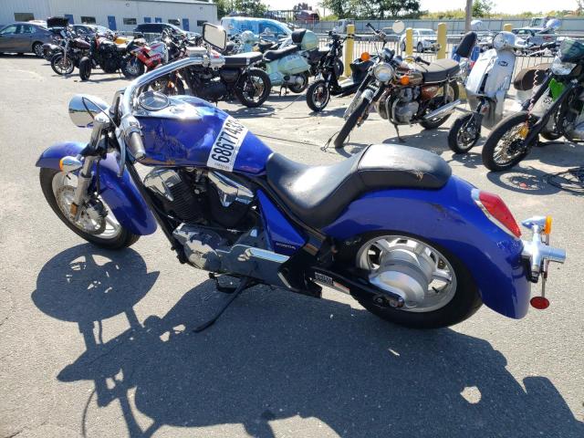 JH2SC6600FK500304 - 2015 HONDA VT1300 CR BLUE photo 3