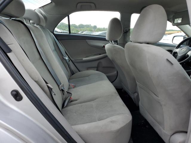 2T1BU4EE9CC829636 - 2012 TOYOTA COROLLA BASE ვერცხლისფერი ფოტო 10