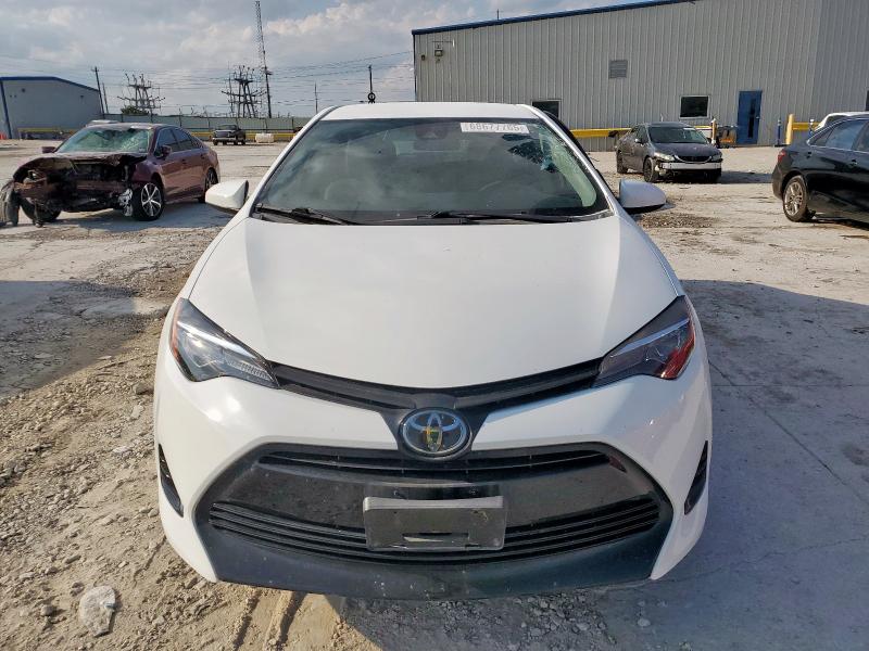 5YFBURHE8KP866121 - 2019 TOYOTA COROLLA L WHITE photo 5