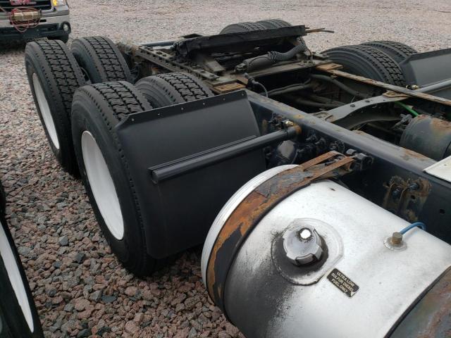 3AKJGBDV0JSGX9107 - 2018 FREIGHTLINER CASCADIA 1 Blanc photo 6