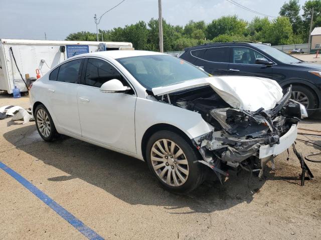 2G4GR5EK8C9114541 - 2012 BUICK REGAL WHITE photo 4