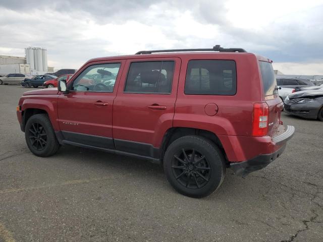 1C4NJRFBXED855420 - 2014 JEEP PATRIOT LATITUDE RED photo 2