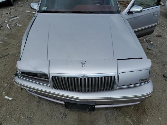 1C3XV66LXND859976 - 1992 CHRYSLER NEW YORKER FIFTH AVENUE SILVER photo 11