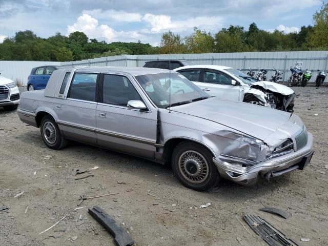 1C3XV66LXND859976 - 1992 CHRYSLER NEW YORKER FIFTH AVENUE SILVER photo 4