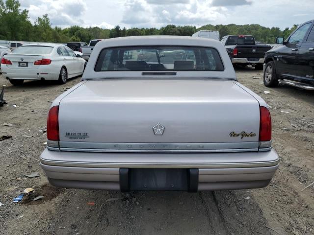 1C3XV66LXND859976 - 1992 CHRYSLER NEW YORKER FIFTH AVENUE SILVER photo 6