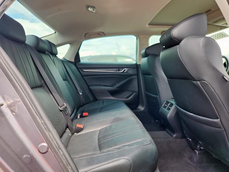 1HGCV1F50JA070568 - 2018 HONDA ACCORD EXL ნაცრისფერი ფოტო 10