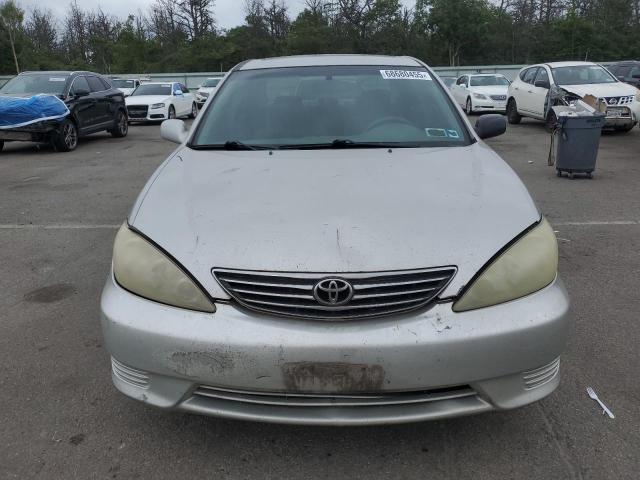 4T1BE32K36U149610 - 2006 TOYOTA CAMRY LE Silber Foto 5
