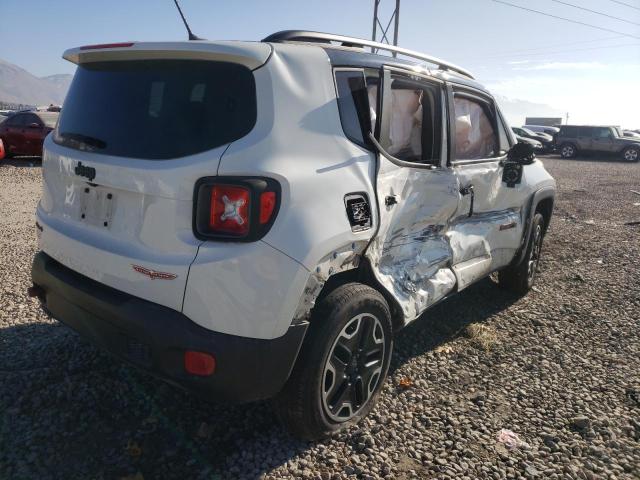 ZACCJBCT4GPD33561 - 2016 JEEP RENEGADE TRAILHAWK WHITE photo 3