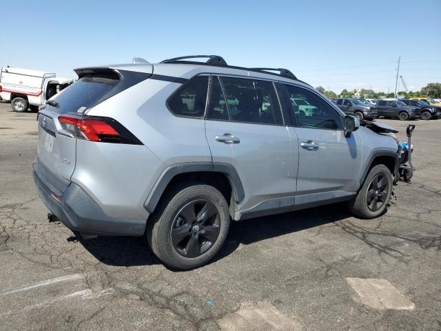 2T3W1RFV1LW073991 - 2020 TOYOTA RAV4 XLE SILVER photo 3