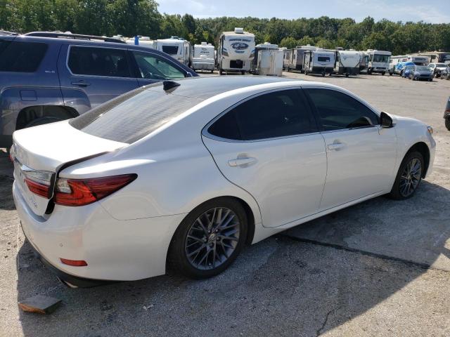 58ABK1GG9JU085365 - 2018 LEXUS ES 350 WHITE photo 3