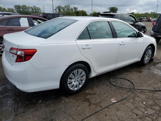 4T4BF1FK2ER352620 - 2014 TOYOTA CAMRY L WHITE photo 3