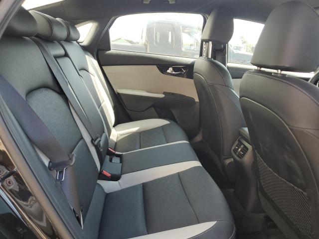 3KPF54ADXLE255139 - 2020 KIA FORTE EX 黑色 照片 10