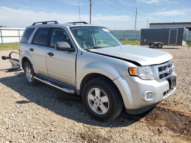 1FMCU93G69KC49401 - 2009 FORD ESCAPE XLT SILVER photo 4