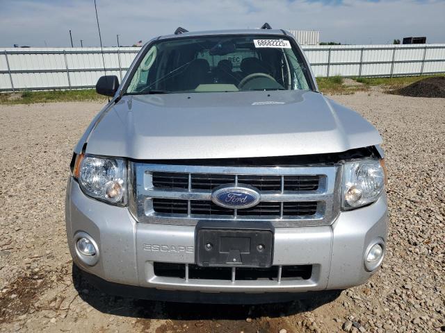 1FMCU93G69KC49401 - 2009 FORD ESCAPE XLT SILVER photo 5