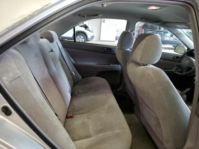 4T1BE32K74U935360 - 2004 TOYOTA CAMRY LE SILVER photo 10