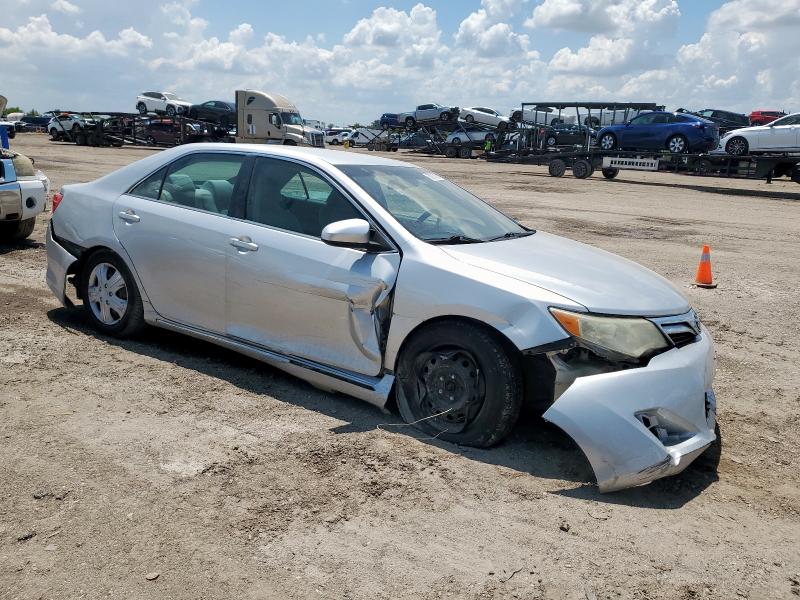 4T1BF1FK6CU026388 - 2012 TOYOTA CAMRY BASE SILVER photo 4