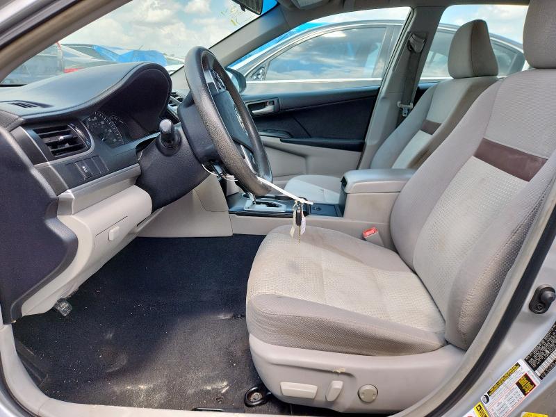 4T1BF1FK6CU026388 - 2012 TOYOTA CAMRY BASE SILVER photo 7