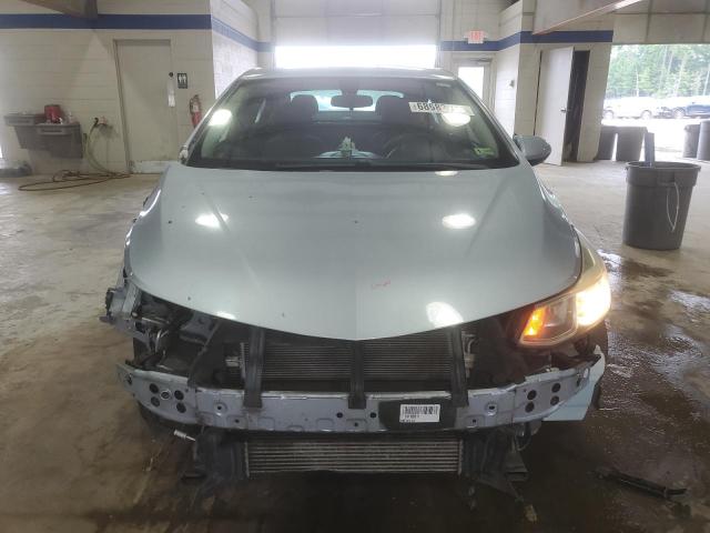 1G1BC5SM4J7109396 - 2018 CHEVROLET CRUZE LS BLUE photo 5