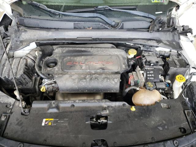 3C4NJDBB4JT117738 - 2018 JEEP COMPASS LATITUDE 白色 照片 12