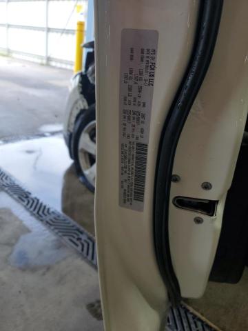 3C4NJDBB4JT117738 - 2018 JEEP COMPASS LATITUDE 白色 照片 14