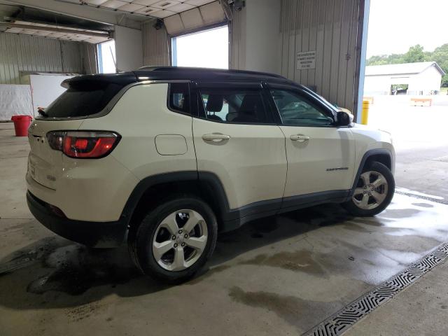 3C4NJDBB4JT117738 - 2018 JEEP COMPASS LATITUDE 白色 照片 3