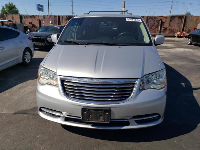 2C4RC1BG9CR386748 - 2012 CHRYSLER TOWN & COU TOURING 银色 照片 5