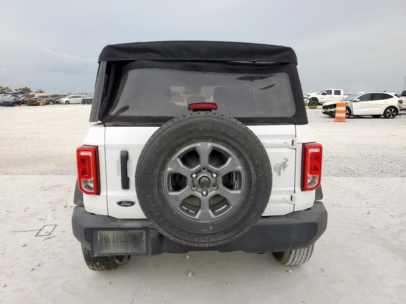 1FMEE5BP5NLB39749 - 2022 FORD BRONCO BASE 白色 照片 6