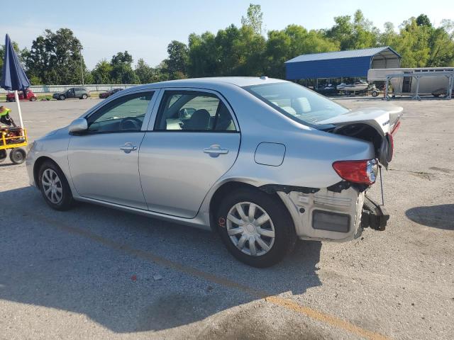 1NXBU4EE1AZ295379 - 2010 TOYOTA COROLLA BASE SILVER photo 2