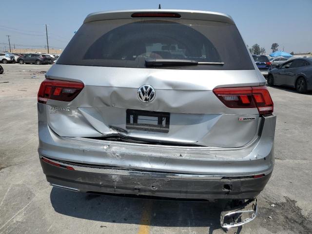 3VV2B7AX0LM025734 - 2020 VOLKSWAGEN TIGUAN SE Silber Foto 6