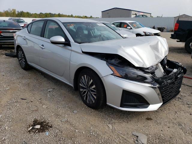 1N4BL4DV3PN391158 - 2023 NISSAN ALTIMA SV SILVER photo 4