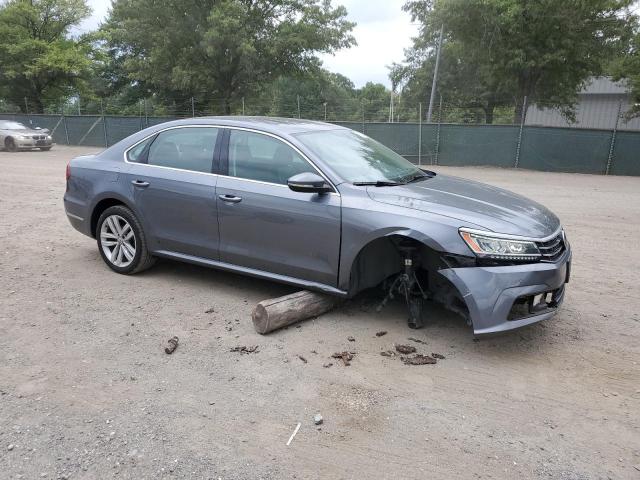 1VWBA7A33JC028864 - 2018 VOLKSWAGEN PASSAT SE رمادي صورة 4