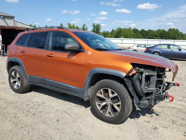 1C4PJMBS0FW558213 - 2015 JEEP CHEROKEE TRAILHAWK ORANGE photo 4