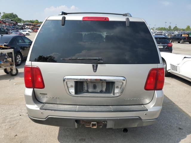 5LMFU28R04LJ40673 - 2004 LINCOLN NAVIGATOR 银色 照片 6