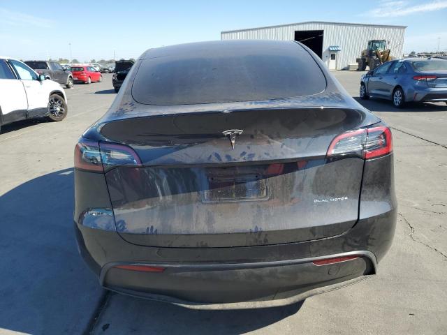 7SAYGDEE7RF985859 - 2024 TESLA MODEL Y Grau Foto 6